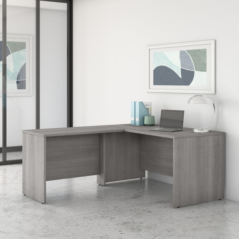 Bureau en forme de L avec retour Studio C, H 29,84 po x l 59,45 po x P 71,02 po, Gris platine