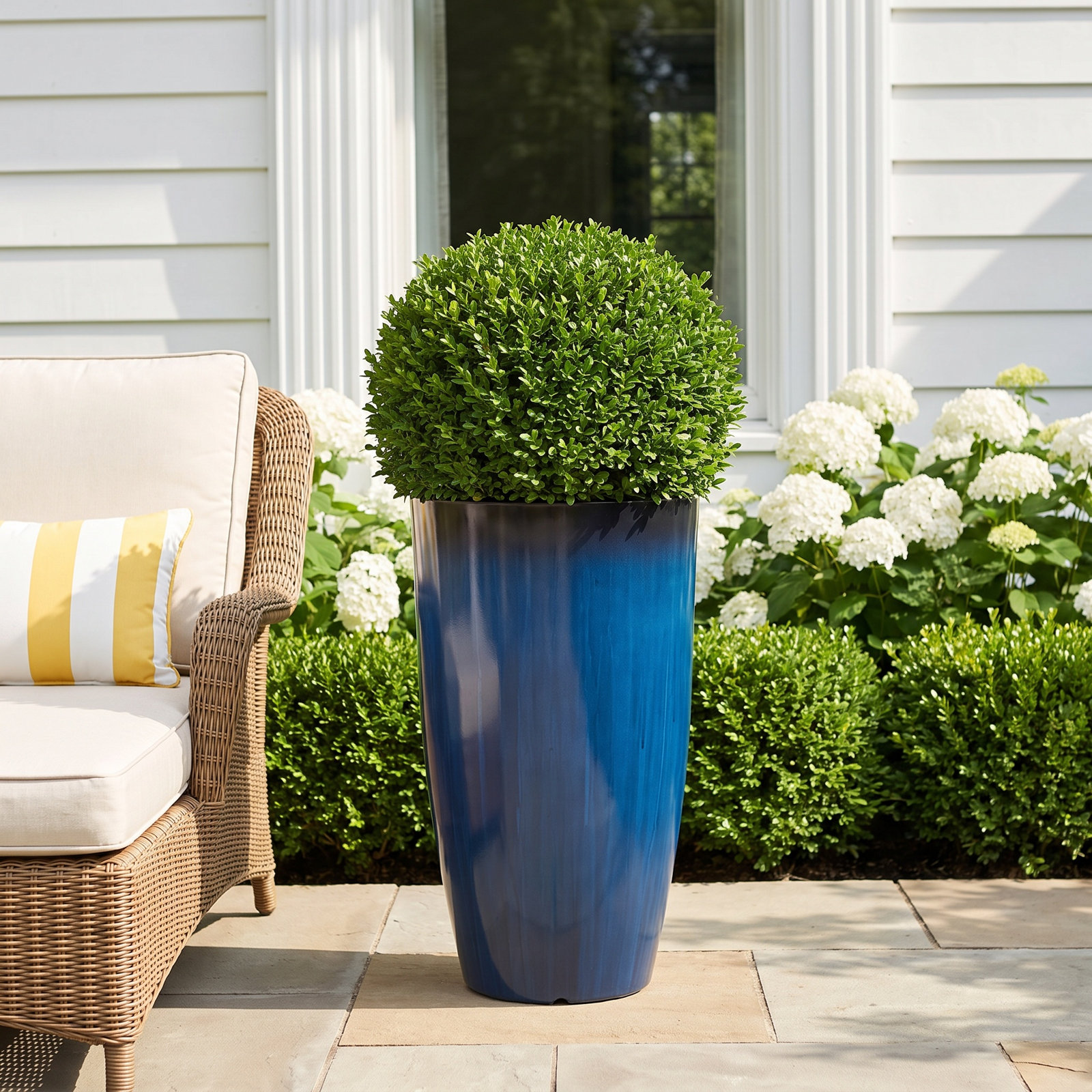 15" Pot Planter, Gradient Cobalt Blue, 23.5"H X 13.75" W X 13.75"D