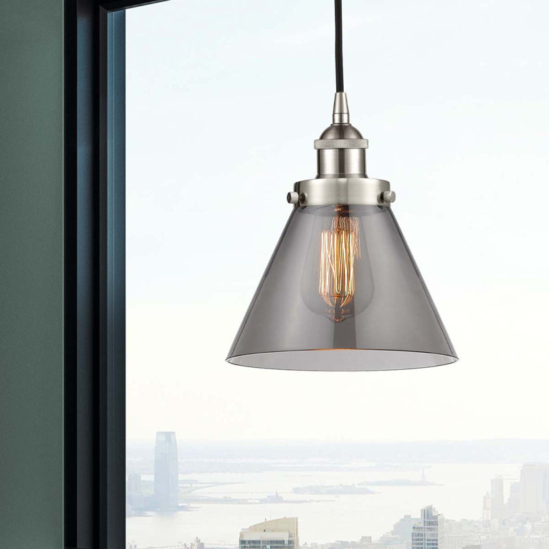 Mini-luminaire suspendu 1 lumière Cone, H 9,75 po x l 7,75 po x P 7,75 po, Gris, Nickel satiné brossé