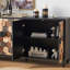 Armoire de rangement vieillie avec motif nid d'abeille