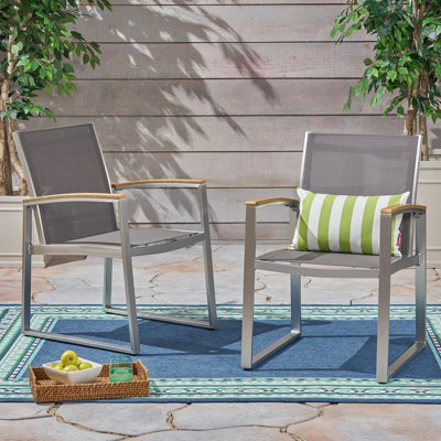 Siège de patio gris - aluminium, P 21,76 po, l 24,63 po, H 34,12 po, 10,65 lb Chaise de salle à manger contemporaine avec filet et dossier, structure en aluminium rouille, profondeur extérieure Mid-Century Flair, largeur, hauteur, 10,65 lb