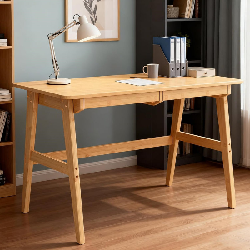 Bureau en bois et bambou