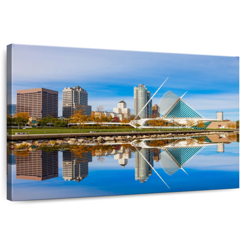 Milwaukee Skyline, 16" H x 24" W