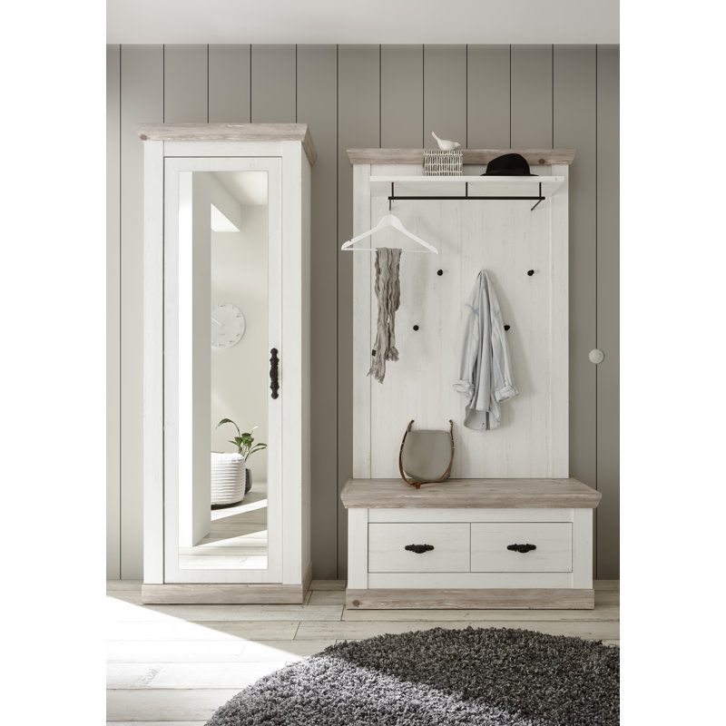 Saybrook Hallway Set with Storage Bench