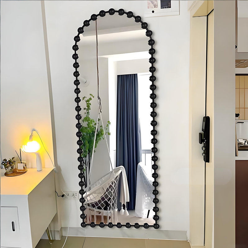 Miroir noir pleine grandeur irrégulier, miroir de coiffeuse arqué, miroir de coiffeuse de luxe artistique