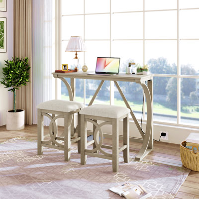 Ensemble de table de salle à manger à hauteur de comptoir 3 pièces Farmhouse avec port USB et tabourets rembourrés, blanc laiteux