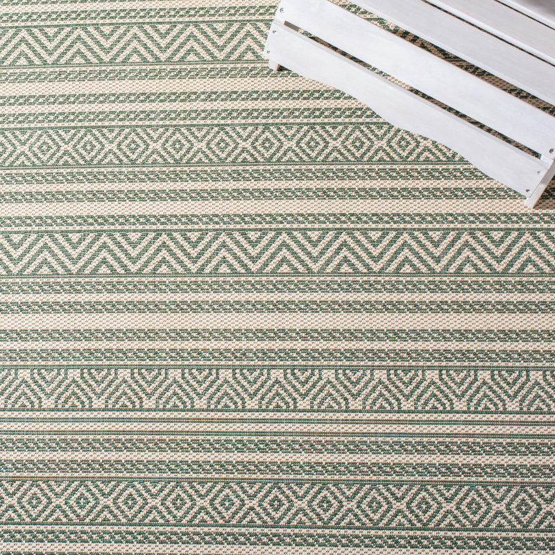Courtyard Performance Southwestern Indoor/Outdoor Area Rug, Rectangle 2'7" x 5'