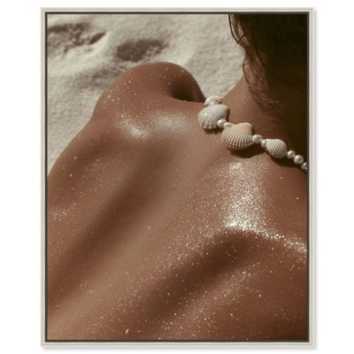 Glittery Back Print by Oliver Gal