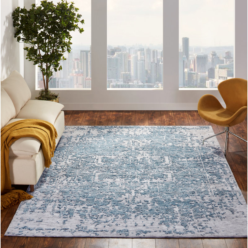 Oriental Area Rug in Blue/Ivory, Rectangle 2' x 3'