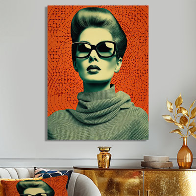 Retro Fashionista Vintage Chic - Woman Pop Wall Art Print