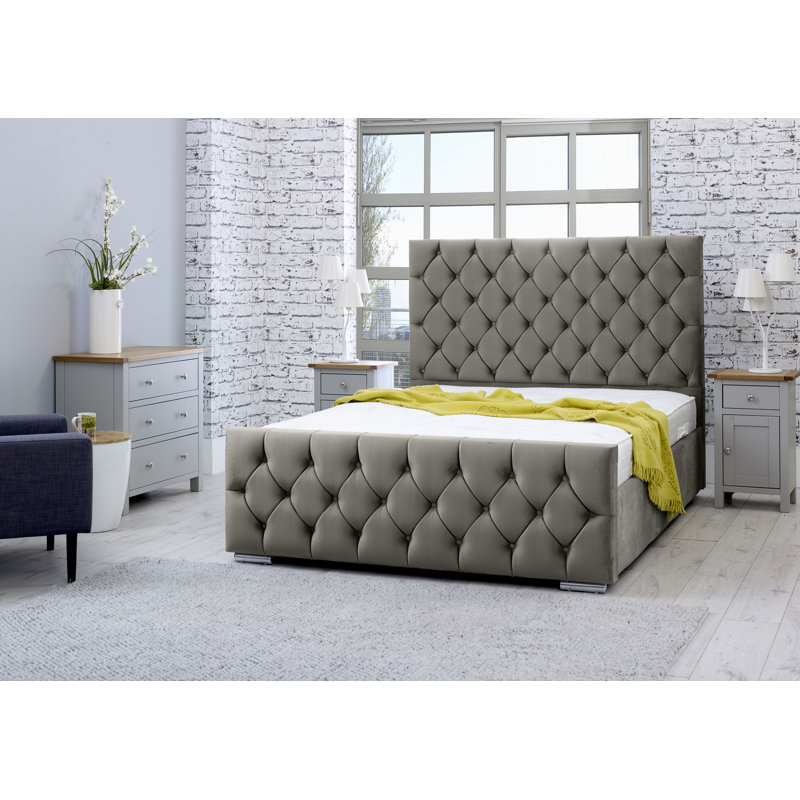 Katara Upholstered Velvet Sleigh Bed, Double (4'6), Grey
