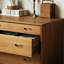 Buffet rétro simple et léger de luxe-129453121