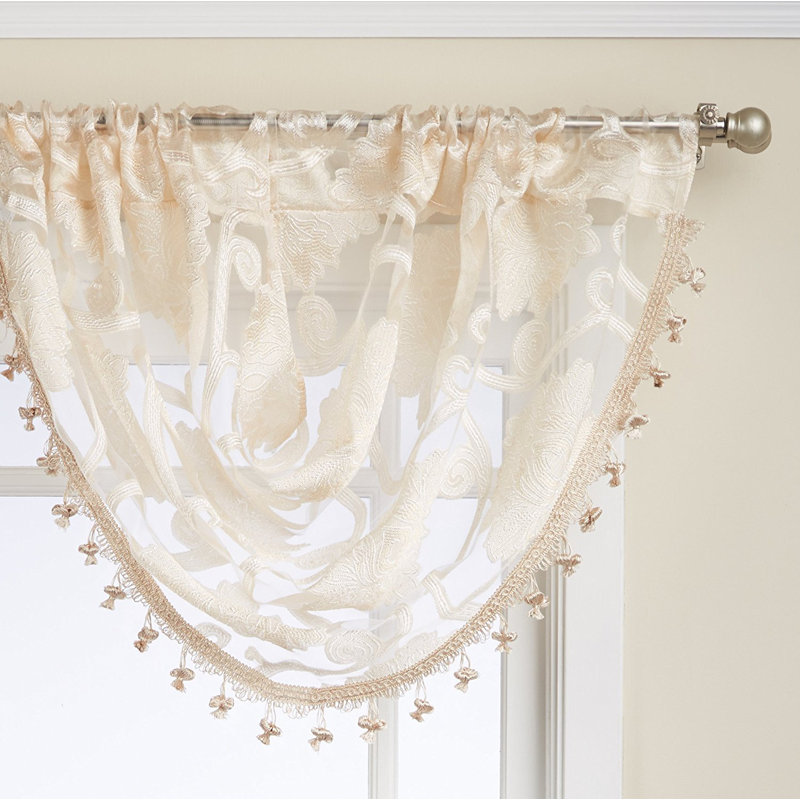 Cantonnière 57 po Kelliher Scroll Elegance, Beige