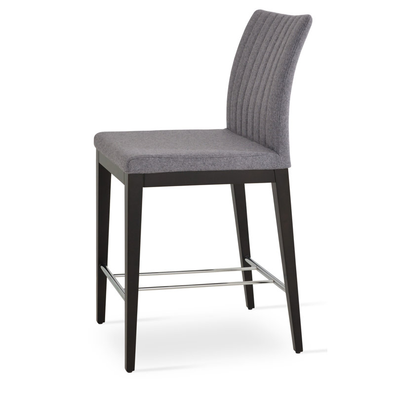 Tabouret de bar et de comptoir Zeyno, Gris foncé, Tabouret de comptoir (assise de 24 po de hauteur), Noyer