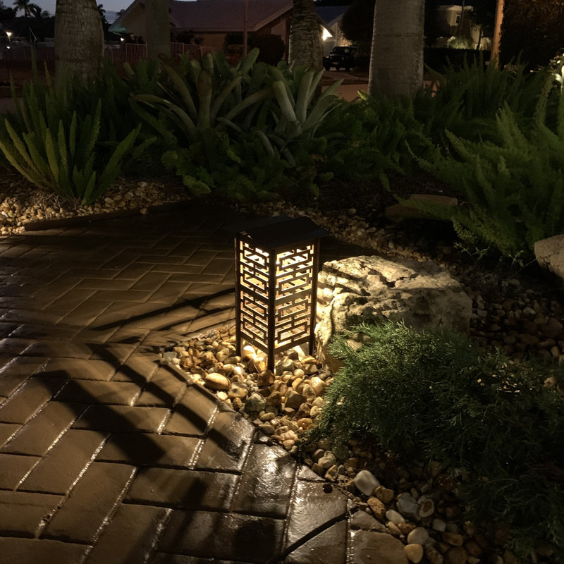 Low Voltage Integrated LED Metal Pathway Light, White
