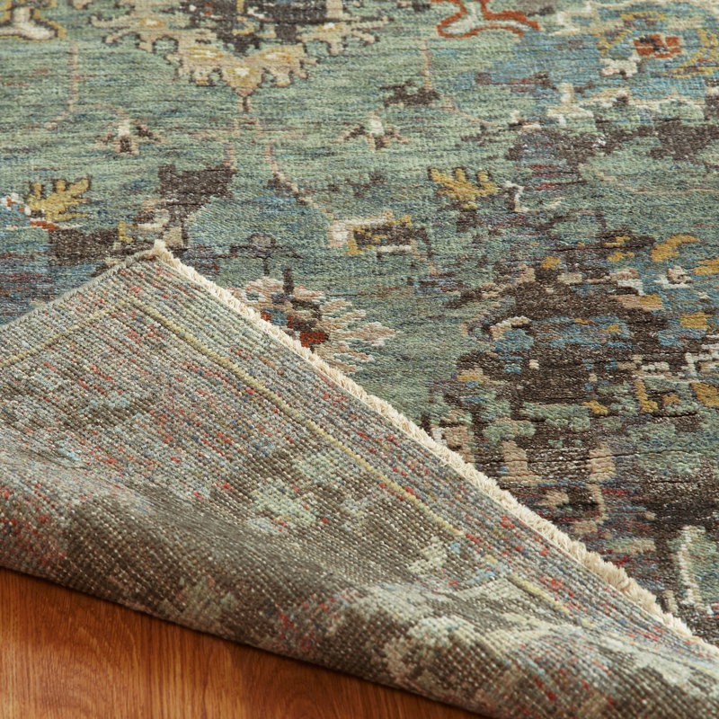 Heritage Bloom Handmade Wool Floral and Oriental Area Rug, Rectangle 6' x 9'