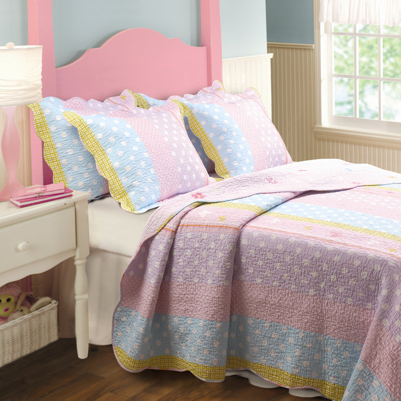 Full/Queen Multicolor Cotton Reversible Quilt Set with Polka Dots and Butterflies
