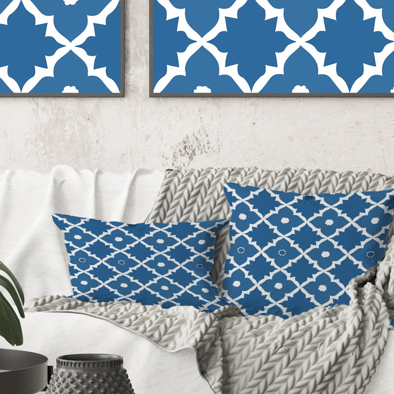 Coussin moderne bleu à motif quadrilobe III, H 16 po x l 16 po