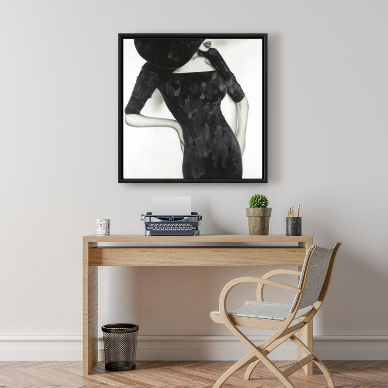 «Beautiful Classic Woman», H 24 po x l 24 po