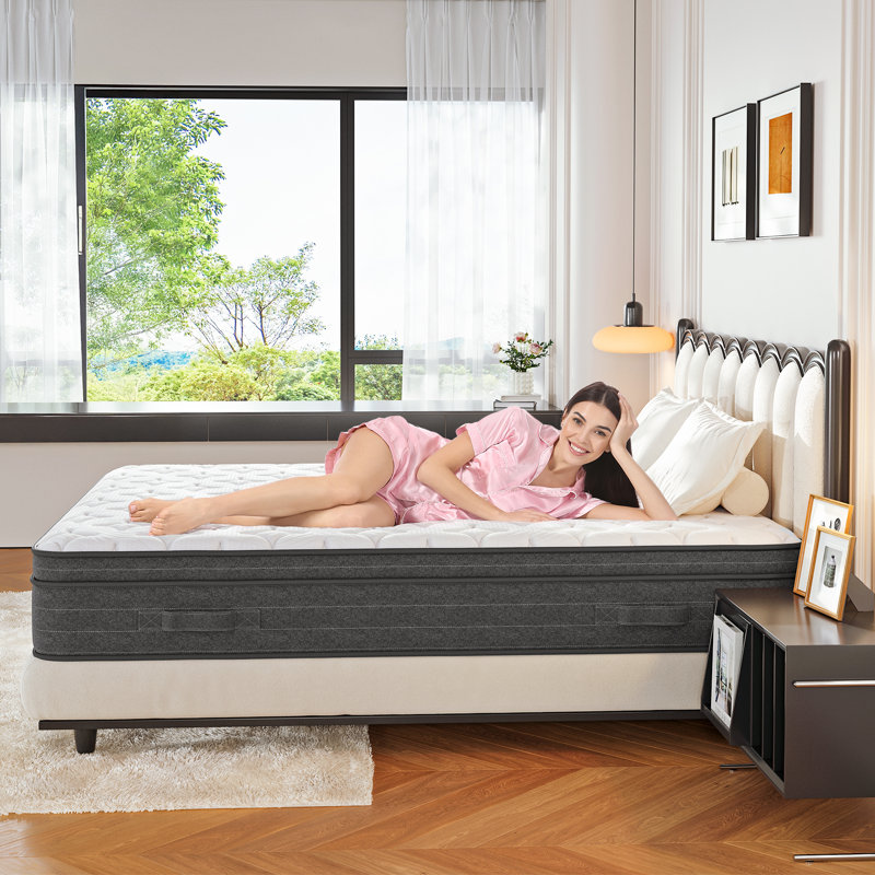 25cm Medium-Firm Memory Foam Pocket Sprung Mattress, Kingsize (5')