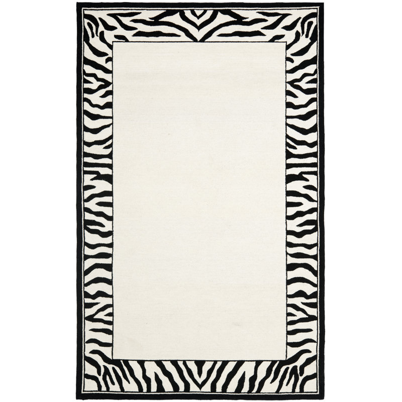 Callula Hand Hooked Wool Pile Animal Print Rug, Rectangle 2'9" x 4'9"