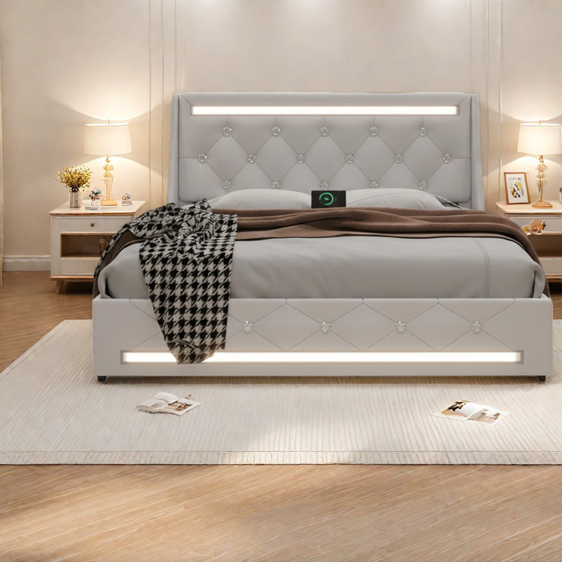 Grand lit moderne tapissier, structure en similicuir avec DEL et station de charge