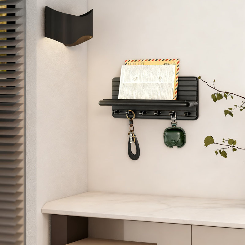 Porte-clés maison de campagne avec tablette flottante, organisateur mural en bois de pin rustique avec 6 crochets pour le hall d'entrée, le salon et la chambre