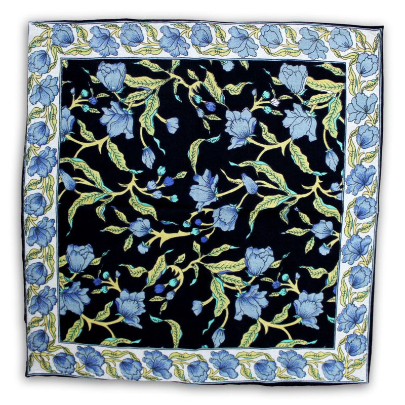 Serviette carrée en mélange de coton à motif floral, Bleu et noir
