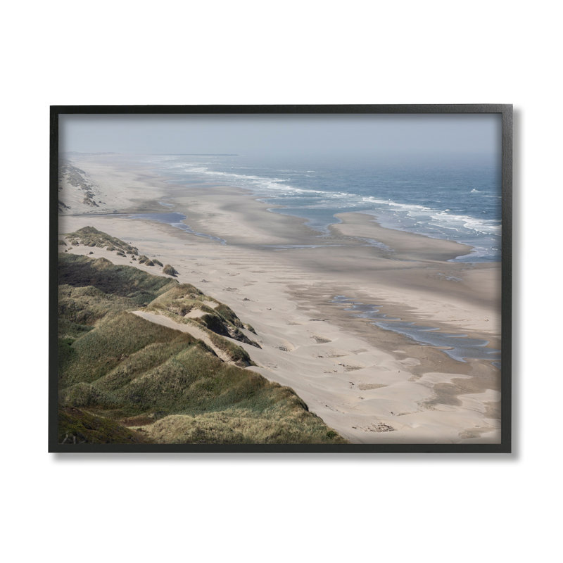 «Sandy Dunes Beach Ariel View Hazy Sky» par Aaron Matheson - photographie, Giclée encadrée noir minuit, H 24 po x l 30 po