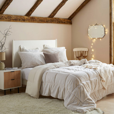 Baffle Box Stitch Comforter Set
