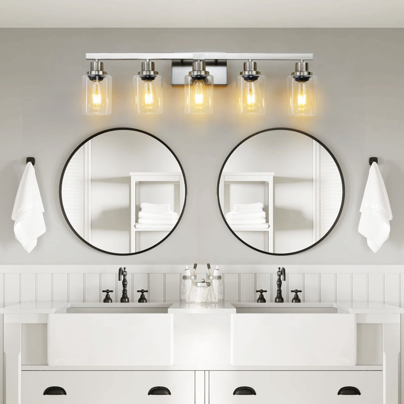 Luminaire de meuble-lavabo moderne 5 lumières 31 "avec abat-jour en verre transparent, Nickel brossé