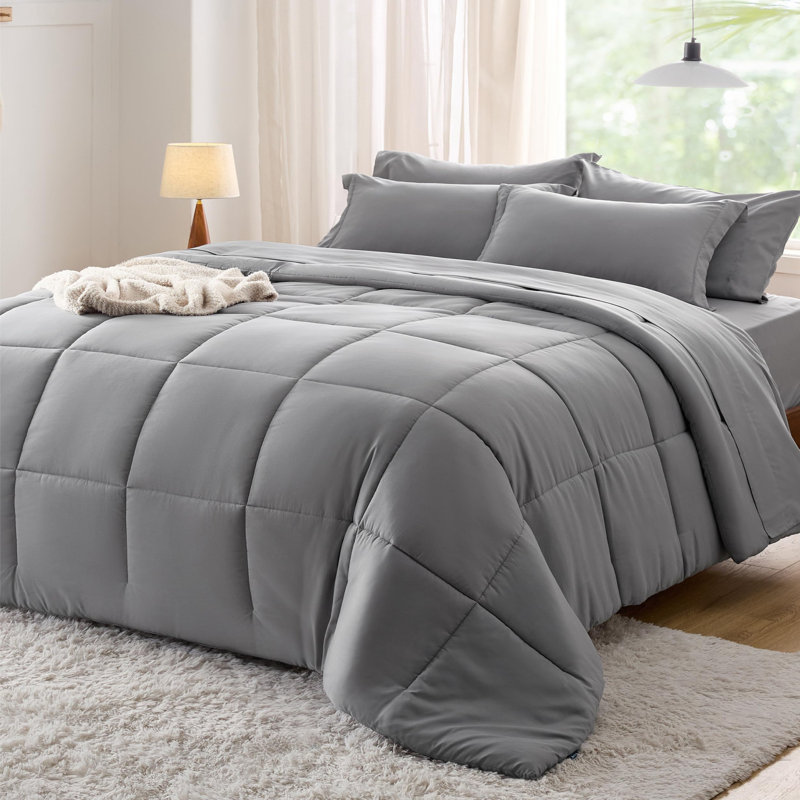 Bedsure Quilted Design Comforter Set, King Comforter + 6 Additional Pieces, Grey