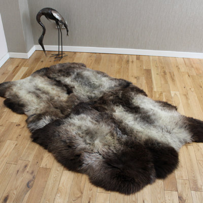 Sagan One-of-a-Kind Sheepskin Rug