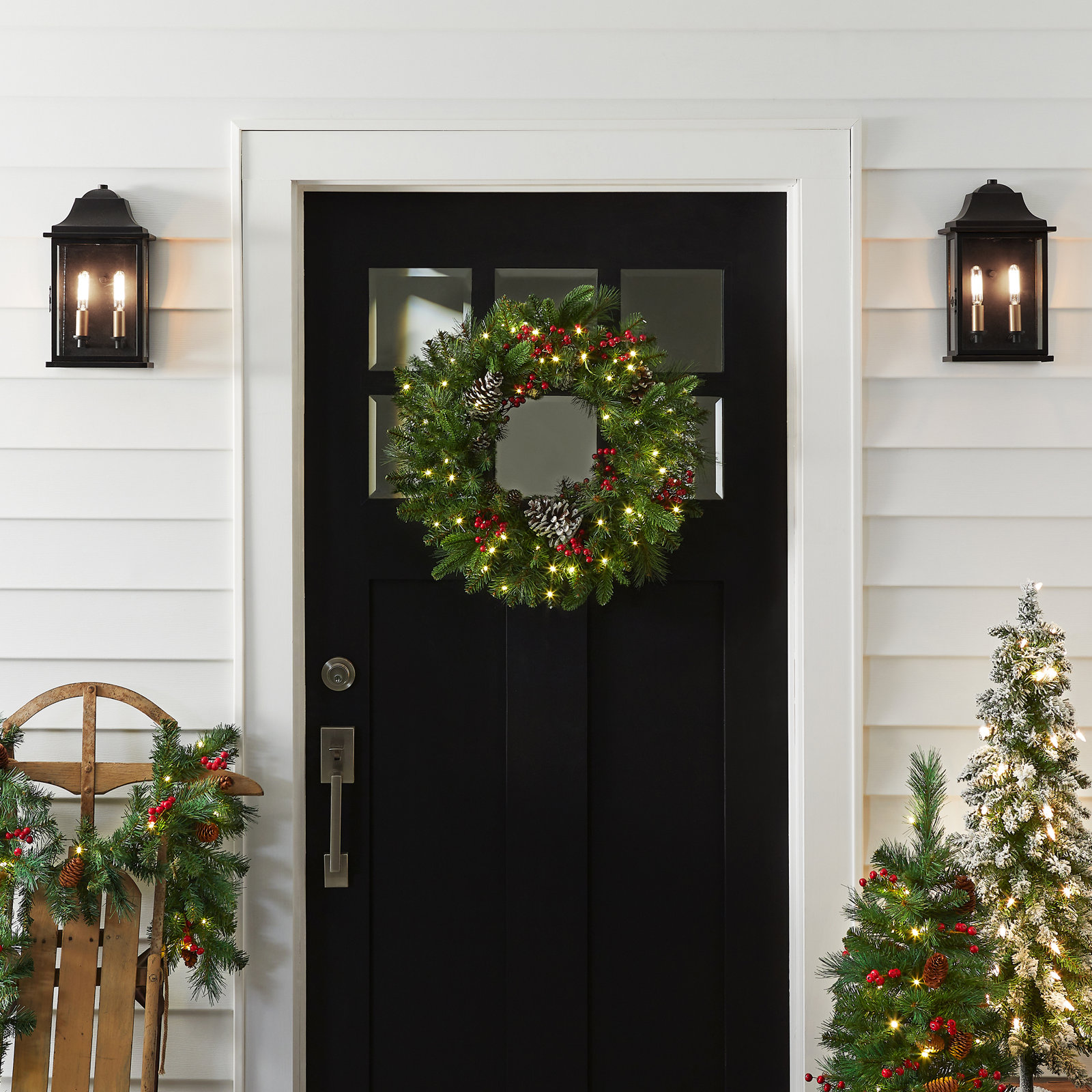 24" Berry Pre-Lit Wreath