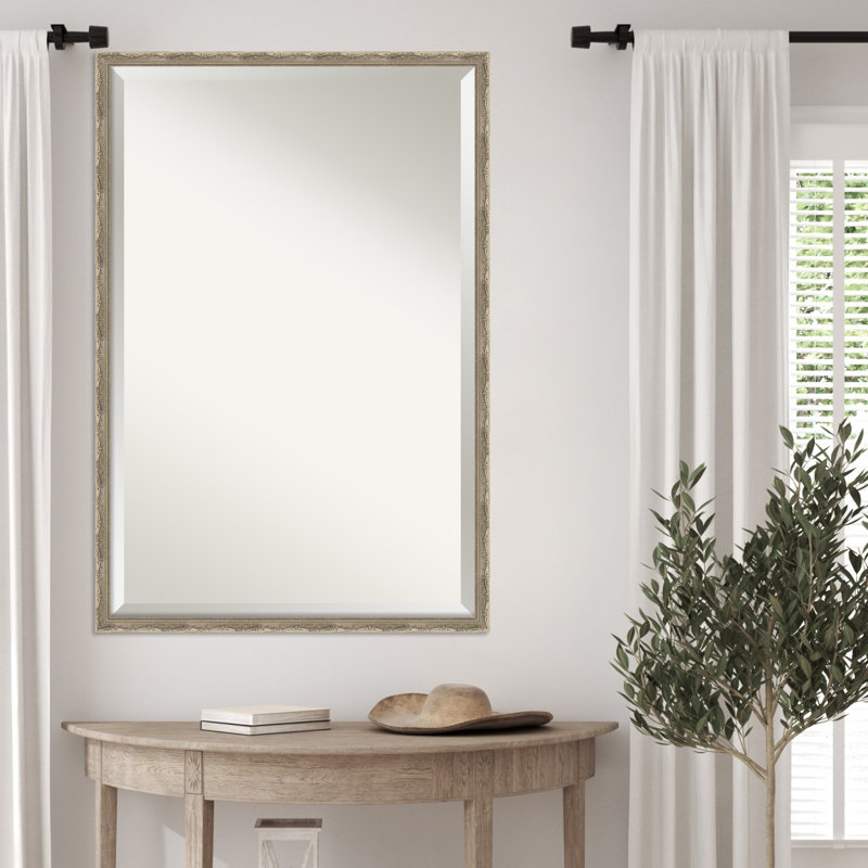 Miroir mural Mila, Argent argent, 25.5" x 37.5"