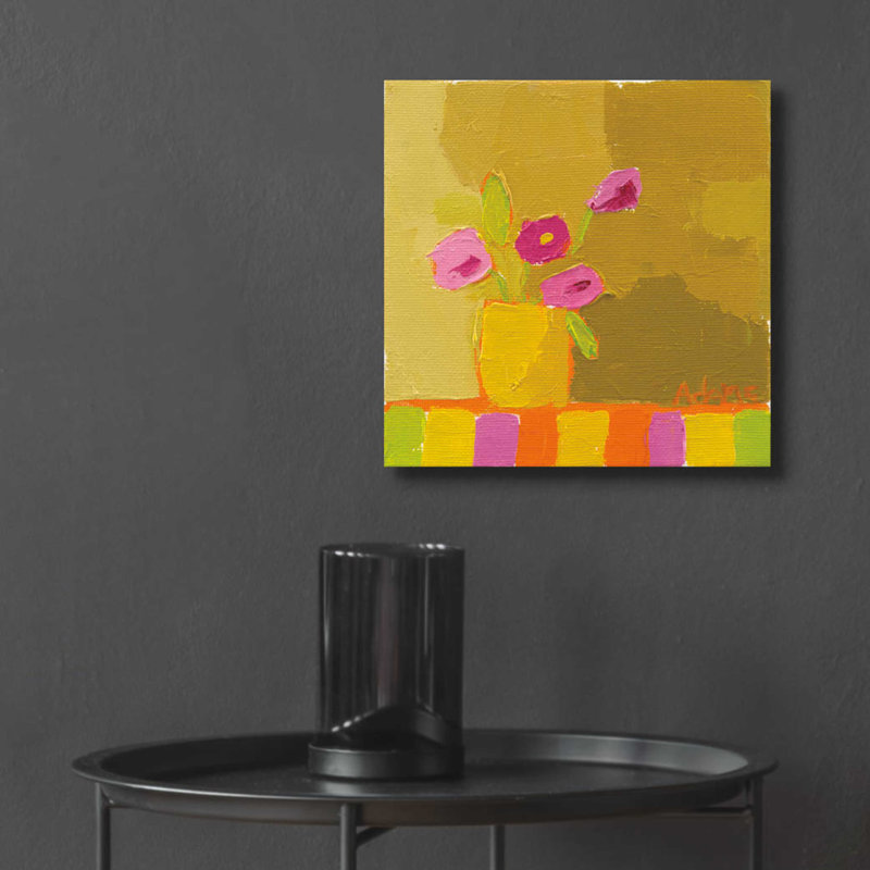 "Vase jaune" par Phyllis Adams, H 12 po x l 12 po x P 0,13 po