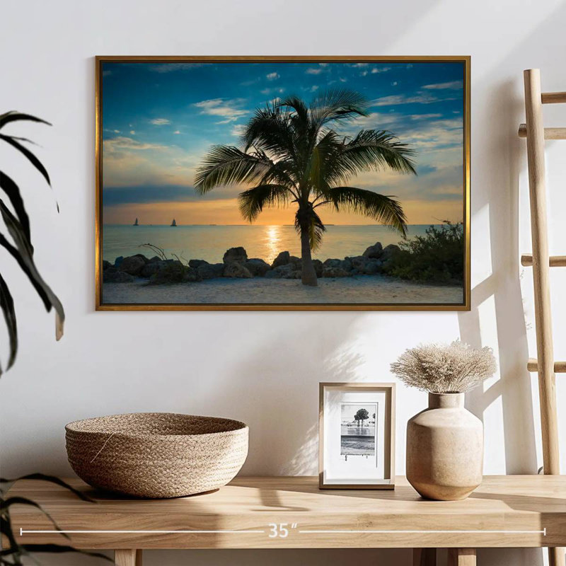 Palmier Key Key Sunset, 25 po x 17 po, Cadre flottant doré
