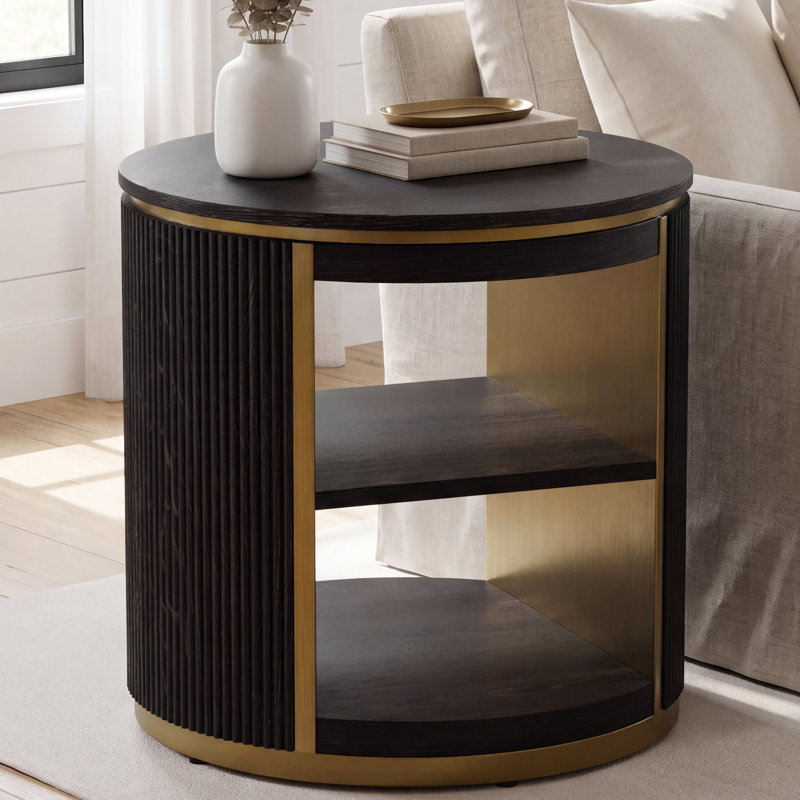 Table de bout ronde en bois massif noir avec rangement, table d'appoint de salon moderne Mid-Century entièrement assemblée avec bordure dorée brossée et base cannelée