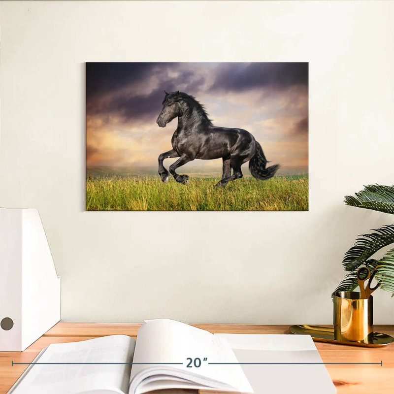 Cheval frison galopant Brampt, H 8 po x l 12 po