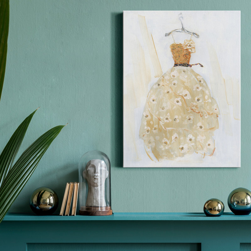 Ball Gown I - impression sur toile tendue, H 48 po x l 32 po x P 1 po