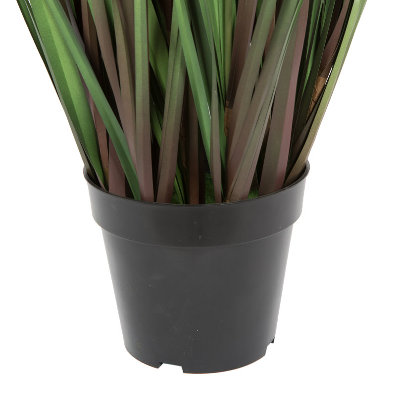 Herbe verte artificielle en pot et eucalyptus., H 60 po x l 30 po x P 30 po