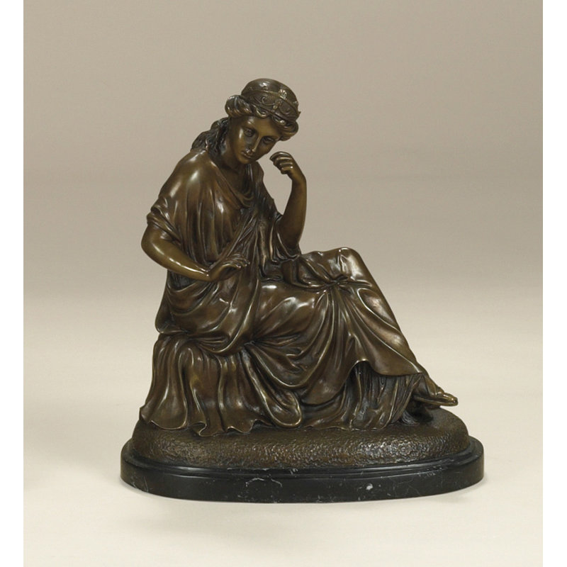 Figurines & Sculptures
