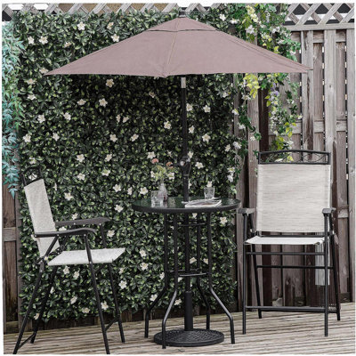 Ensemble de mobilier de patio extérieur 4 pièces Outsunny, 2 chaises pliantes, parasol à angle réglable, table de salle à manger en verre trempé texturé à vagues, beige