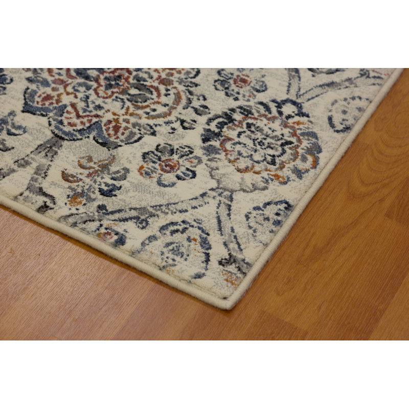 Stewartsville Floral Indoor Rug, Rectangle 3'11" x 5'7"