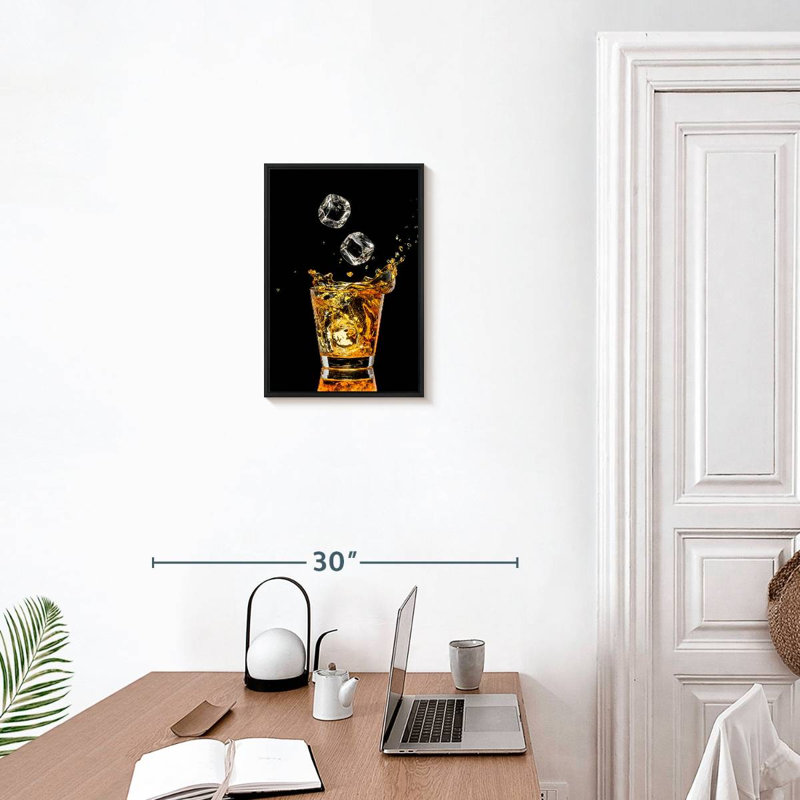 Whisky et glaçons, 13 po x 19 po, Cadre flottant noir