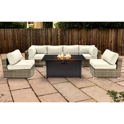 Ensemble de conversation modulaire 7 pièces avec coussins Sunbrella et foyer rectangulaire en métal Lsi