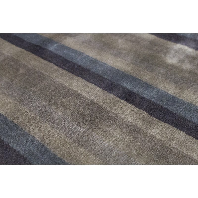 Ecco Gabeh Wool Striped Area Rug