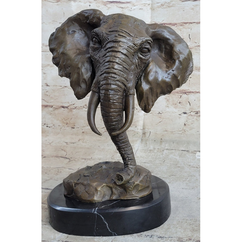 Figurines et sculptures