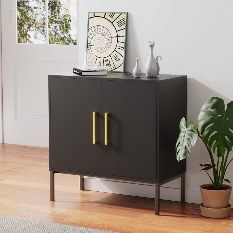 Armoire d'appoint l 31,5 po avec tablettes réglables Jaydien, Noir
