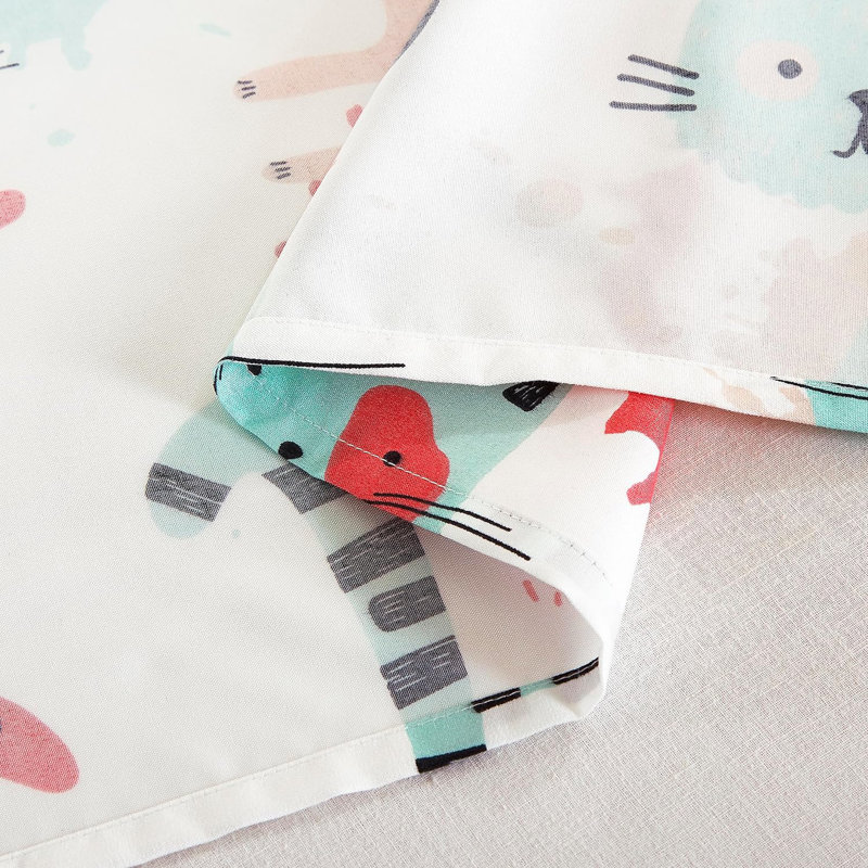 Full Size Black and Red Cartoon Cat Microfiber Sheet Set